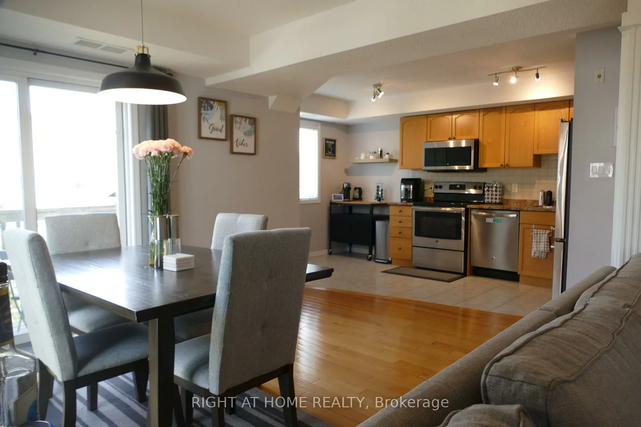 17, Cheltenham, Georgian Drive, Barrie