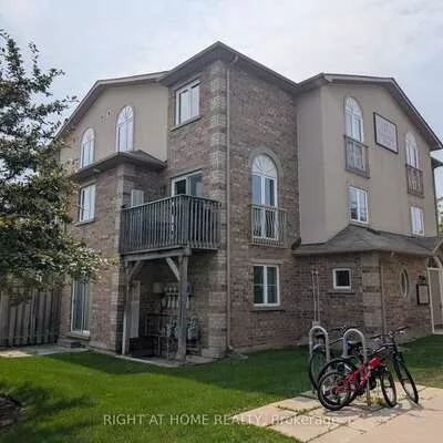 17, Cheltenham, Georgian Drive, Barrie