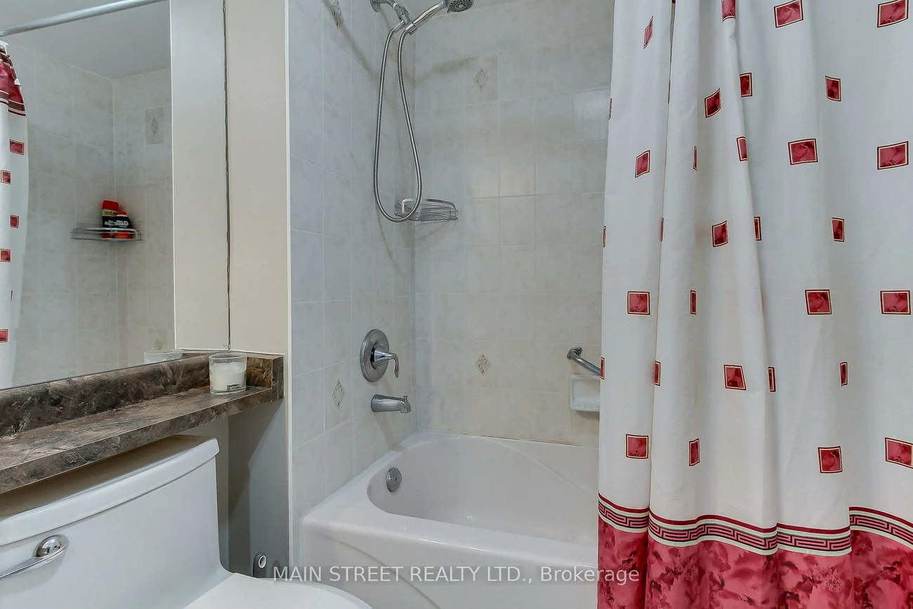 500, Mapleview, Holly, Barrie