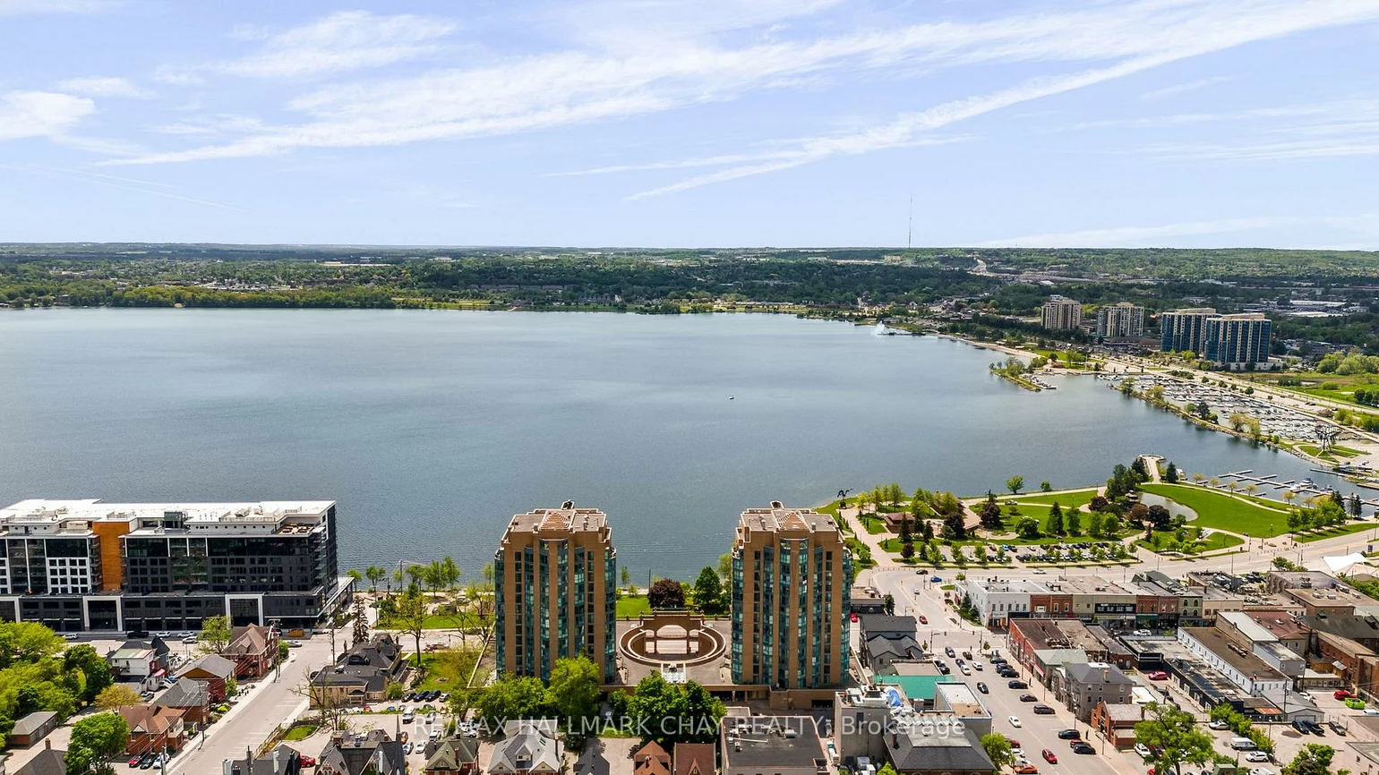 140, Dunlop, City Centre, Barrie