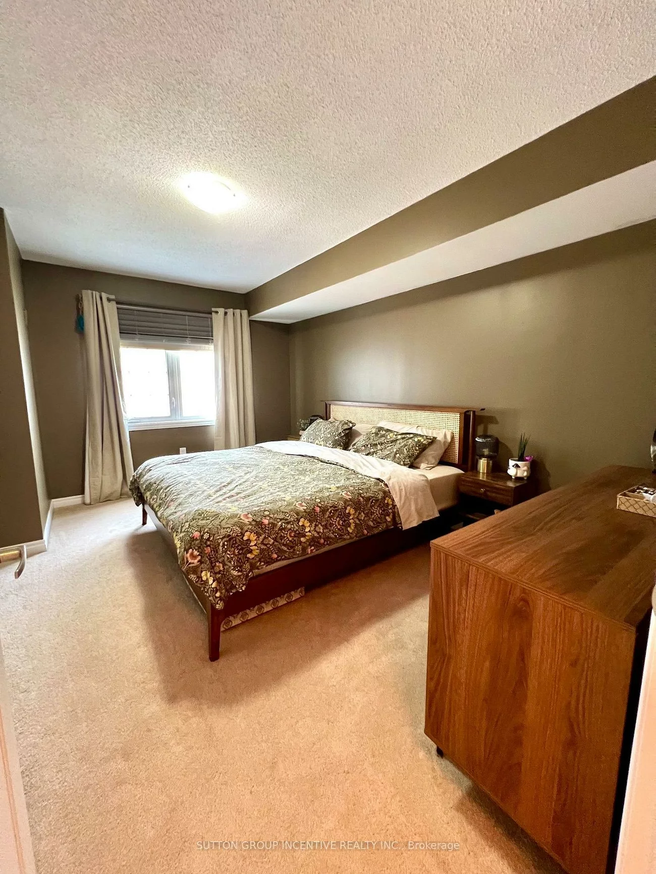 137, Sydenham Wells, Georgian Drive, Barrie