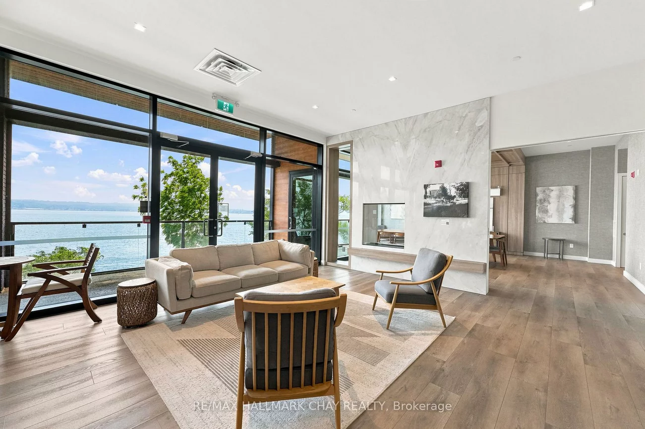 185, Dunlop, Lakeshore, Barrie