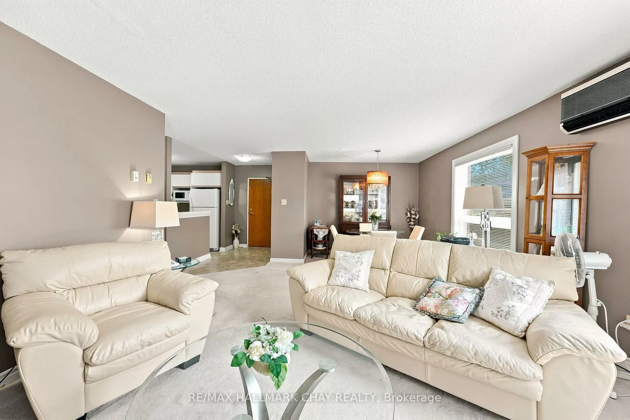 131, Clapperton, Wellington, Barrie