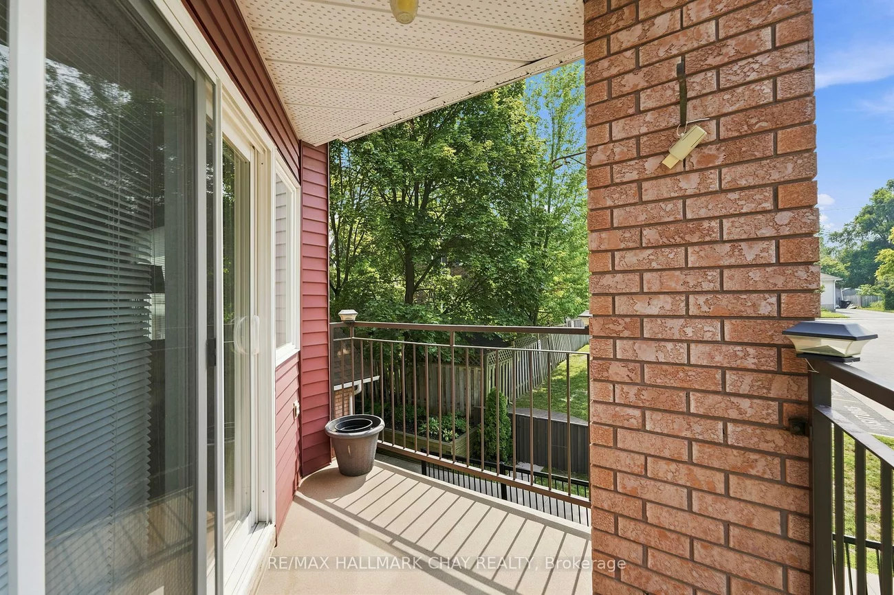 131, Clapperton, Wellington, Barrie