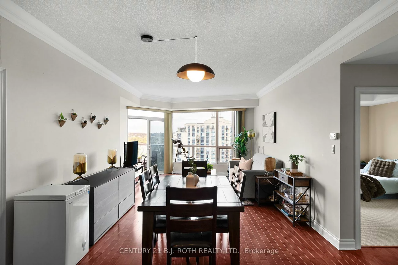 37, Ellen, City Centre, Barrie