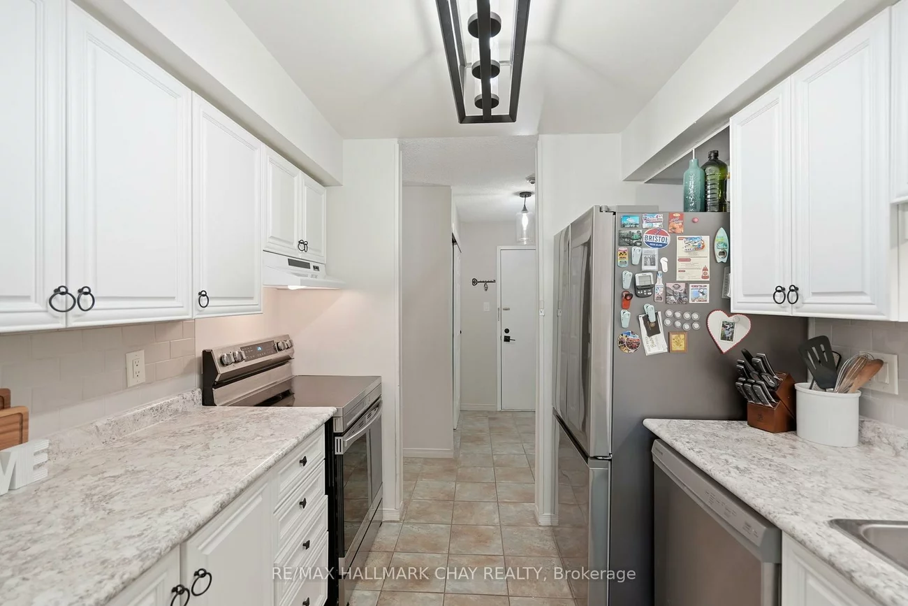 10C, Coulter, Sunnidale, Barrie