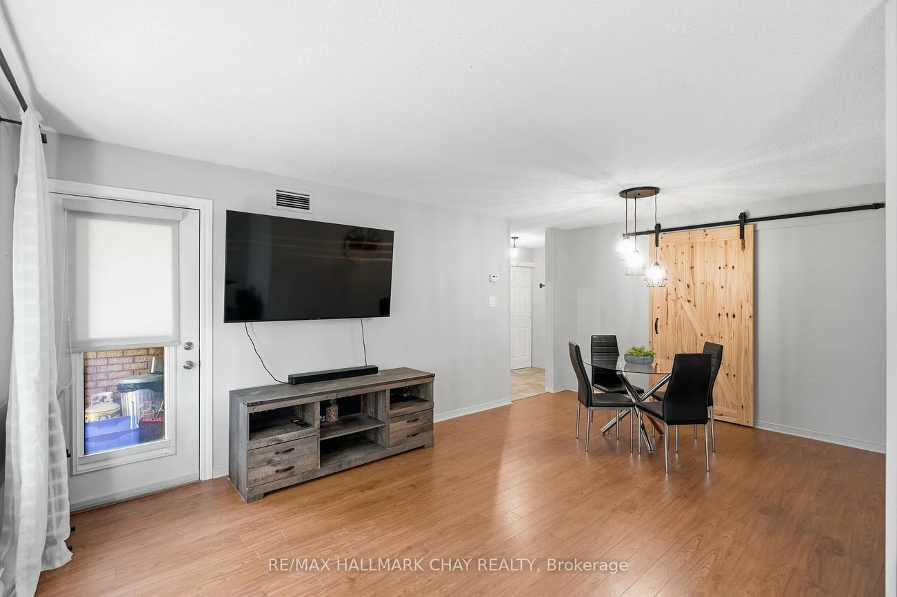 10C, Coulter, Sunnidale, Barrie