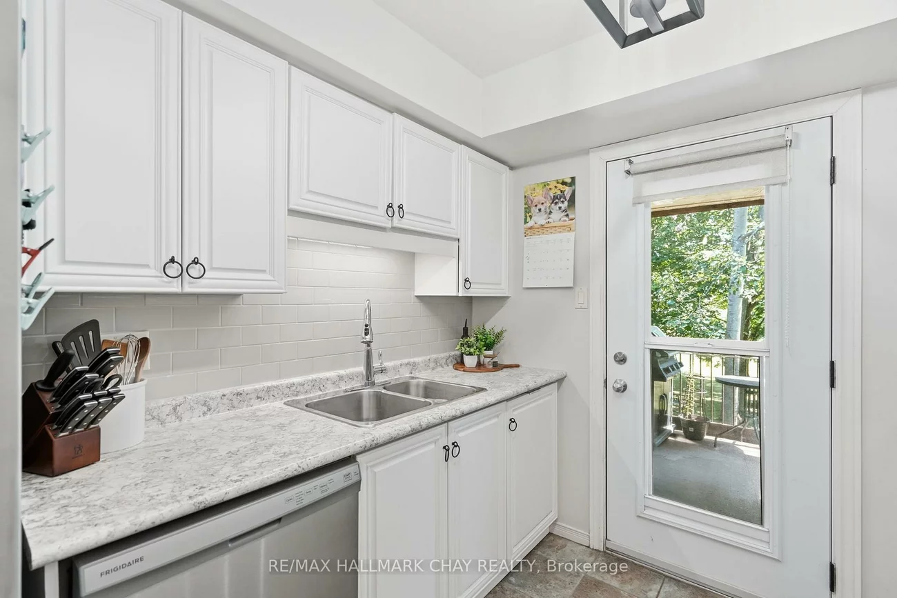 10C, Coulter, Sunnidale, Barrie
