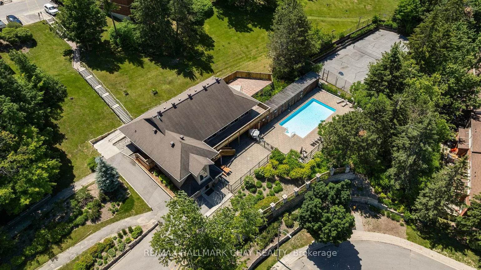 1, Quail, Ardagh, Barrie