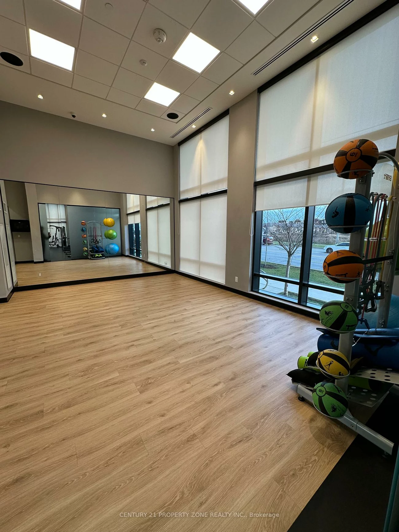 681, Yonge, Painswick South, Barrie