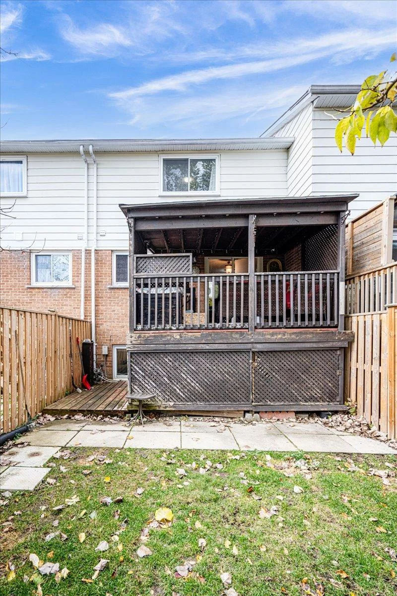 237, Steel, Codrington, Barrie