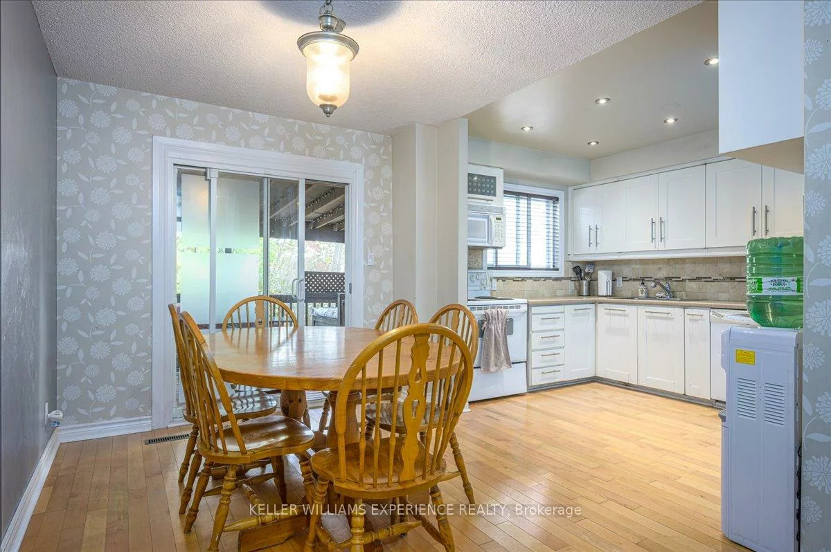 237, Steel, Codrington, Barrie