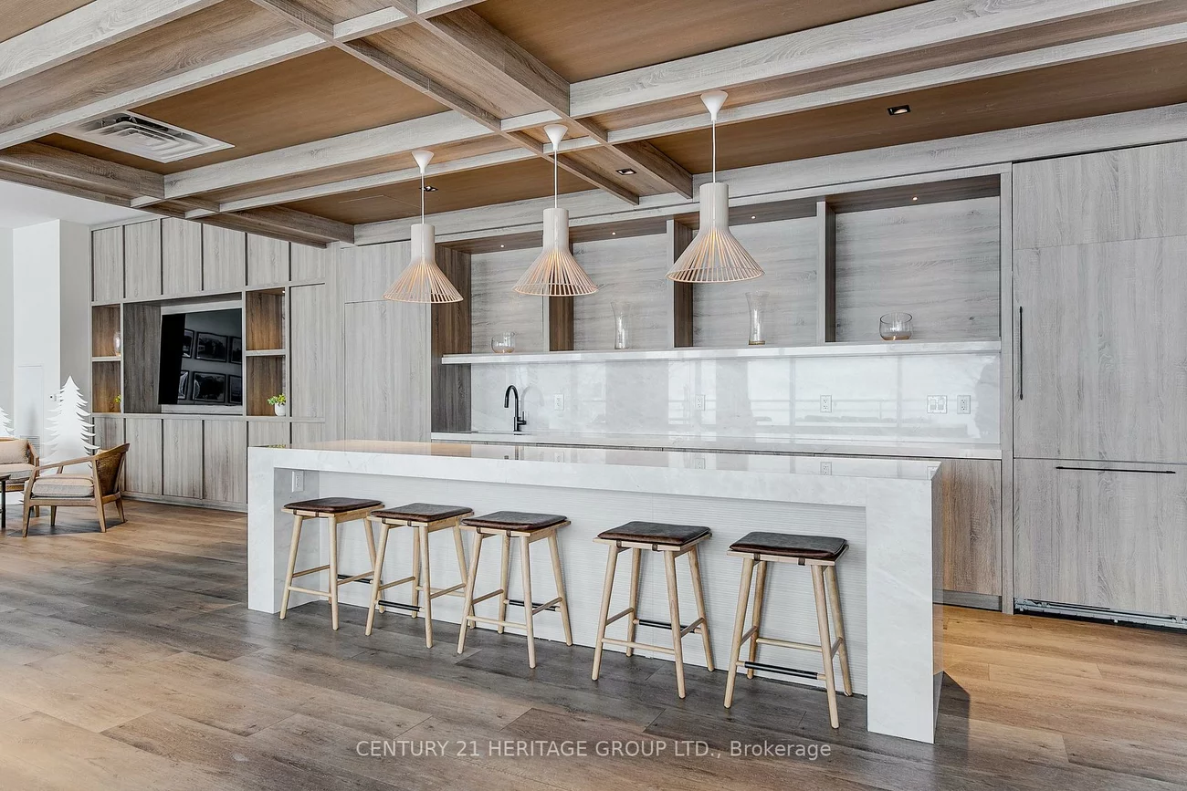 185, Dunlop, North Shore, Barrie