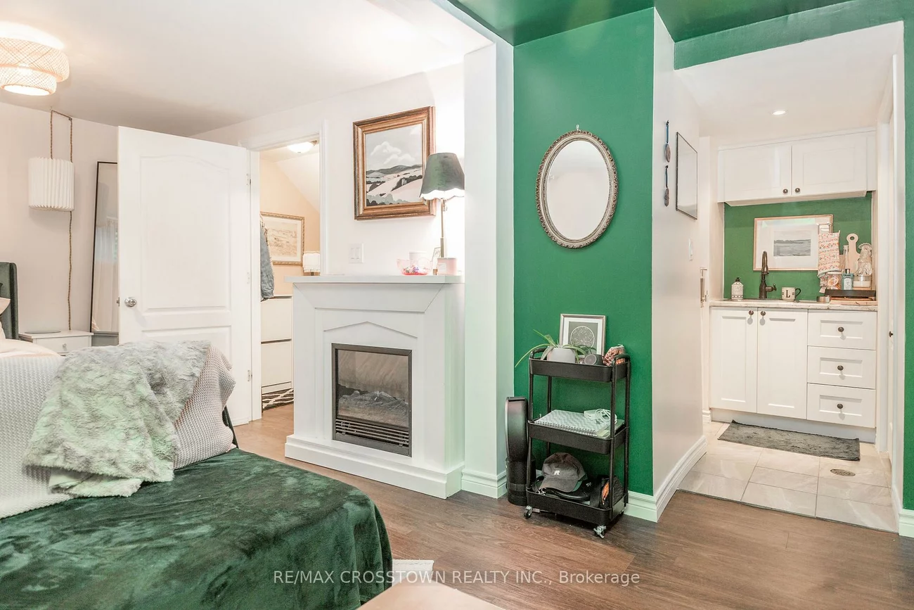 360, Blake, Codrington, Barrie