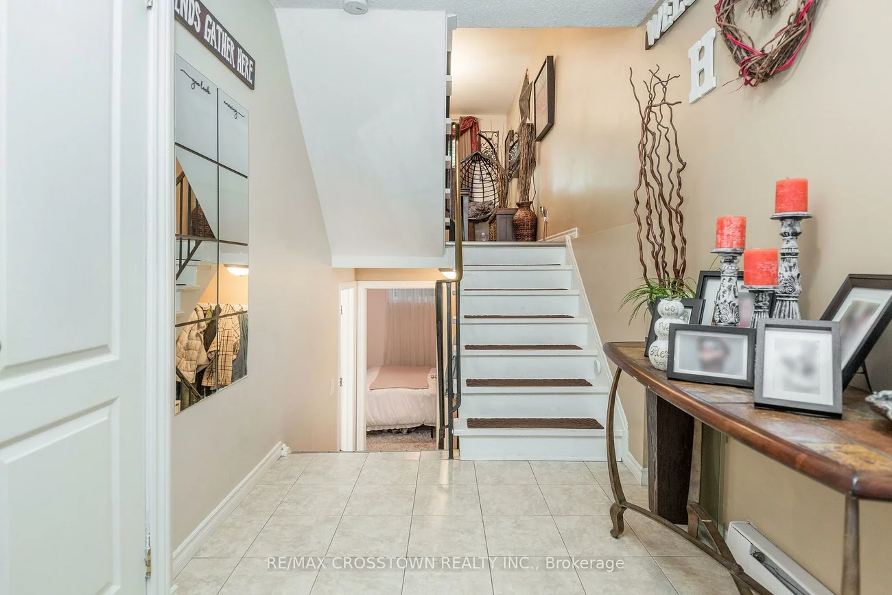 360, Blake, Codrington, Barrie