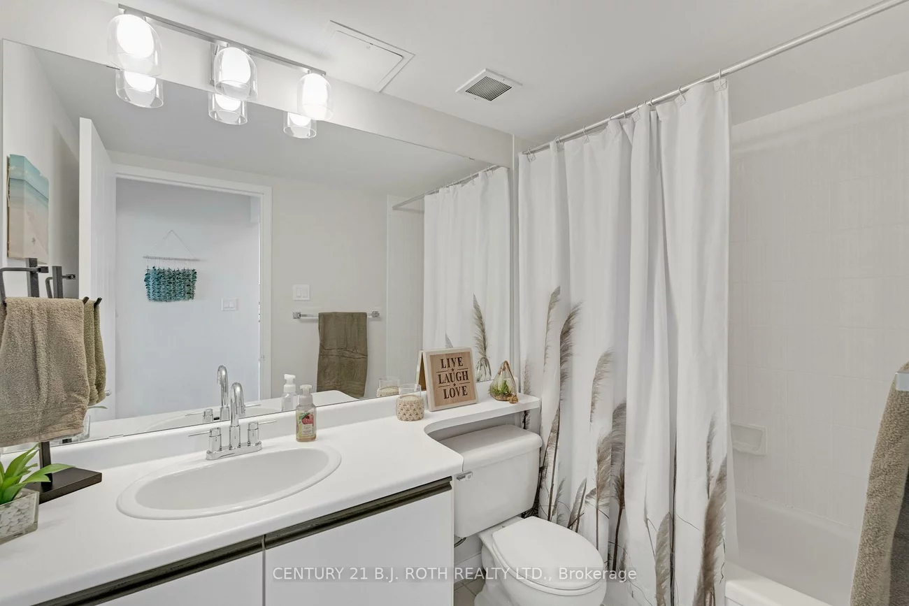65, Ellen, City Centre, Barrie
