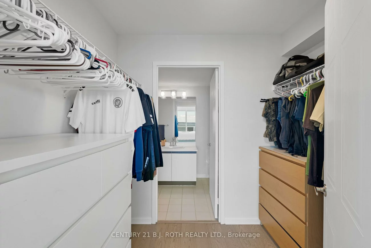 65, Ellen, City Centre, Barrie