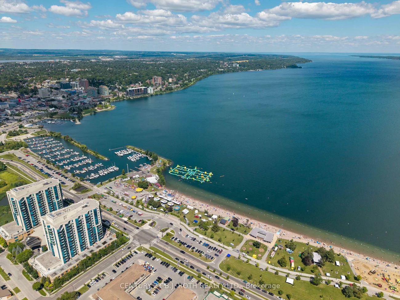 65, Ellen, City Centre, Barrie