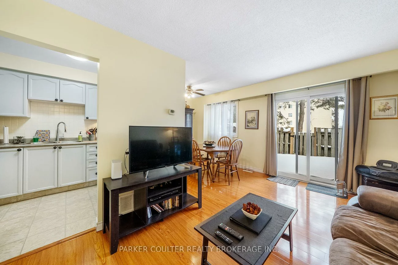 261, Rose, Wellington, Barrie