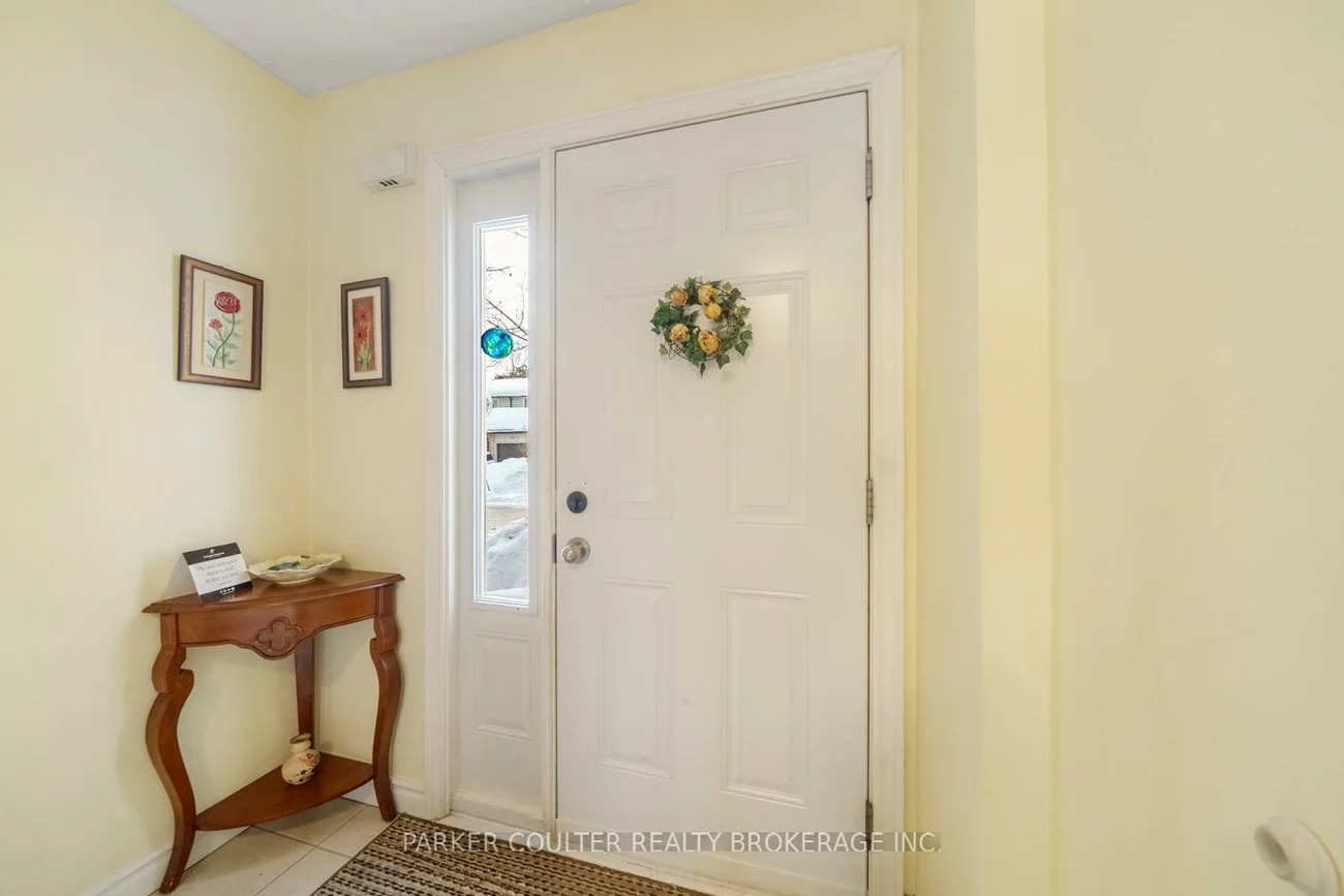 261, Rose, Wellington, Barrie
