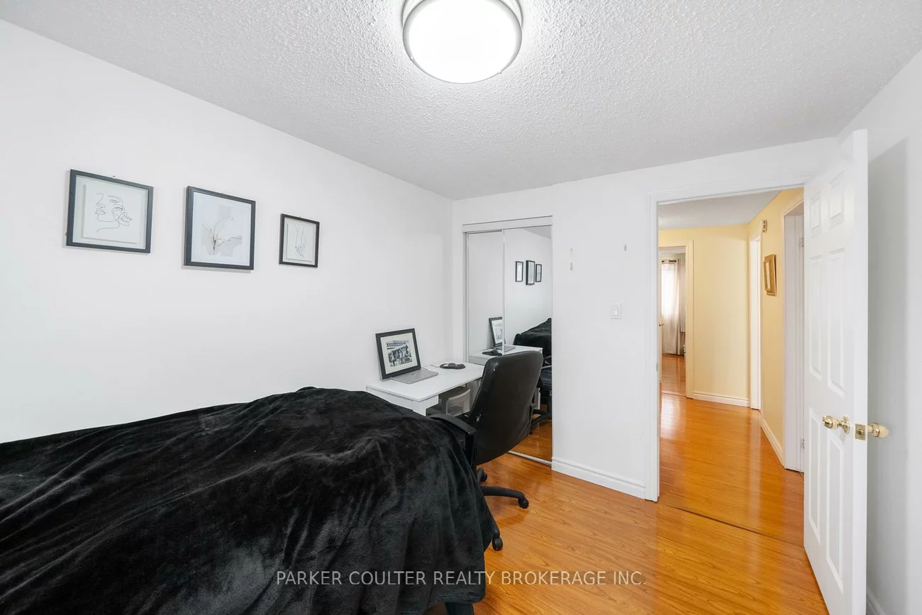 261, Rose, Wellington, Barrie