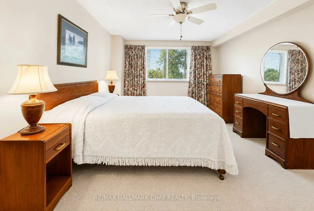 414, Blake, Codrington, Barrie