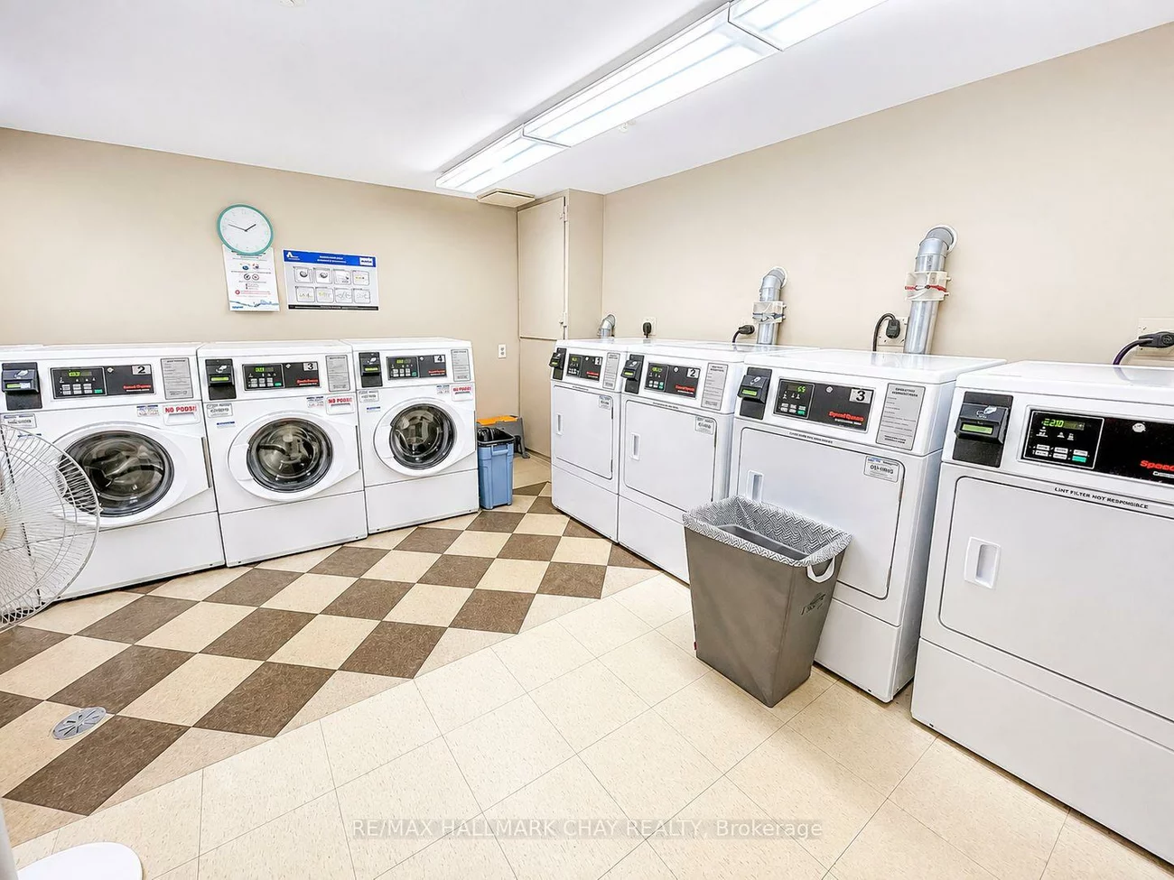 414, Blake, Codrington, Barrie