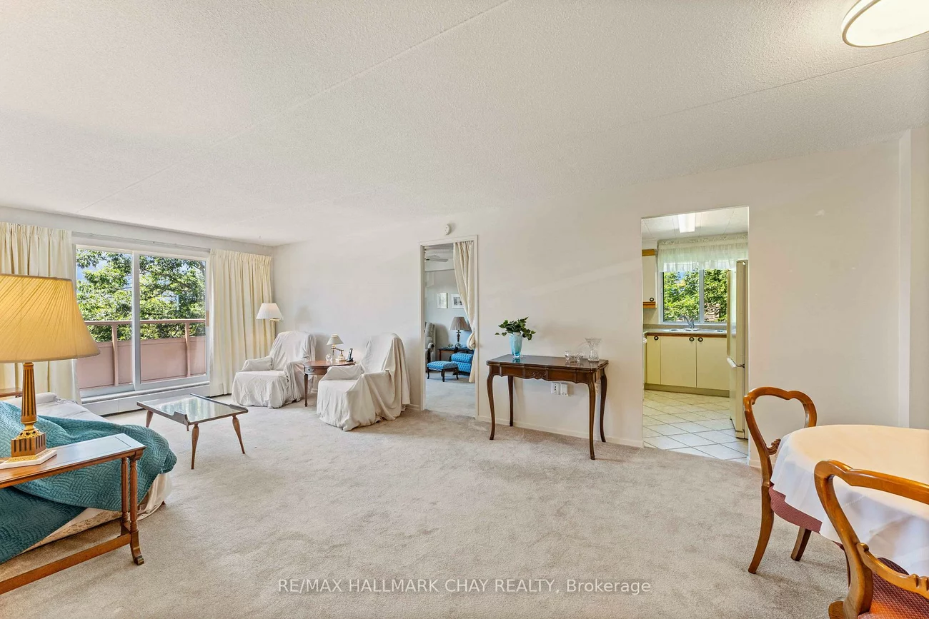 414, Blake, Codrington, Barrie