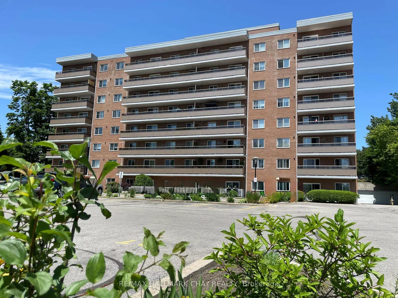 414, Blake, Codrington, Barrie