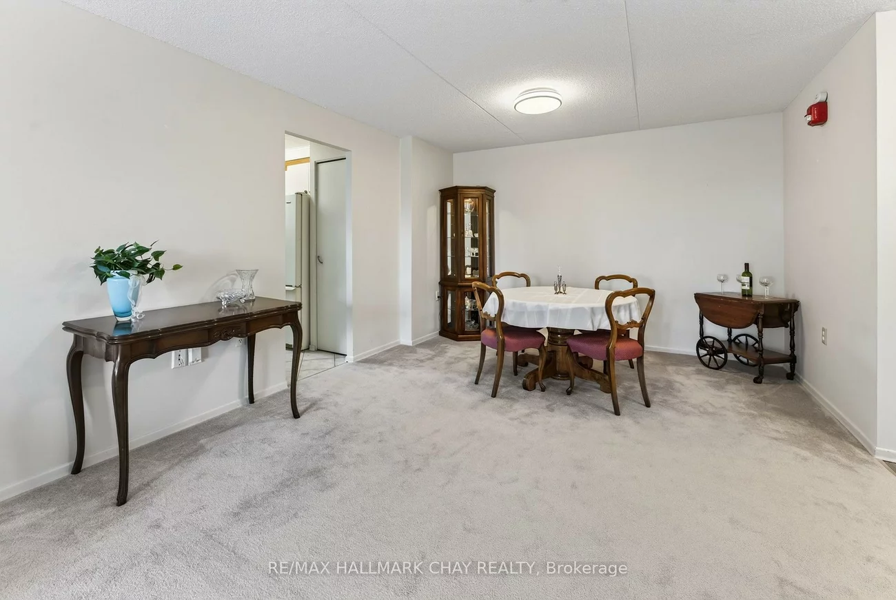 414, Blake, Codrington, Barrie