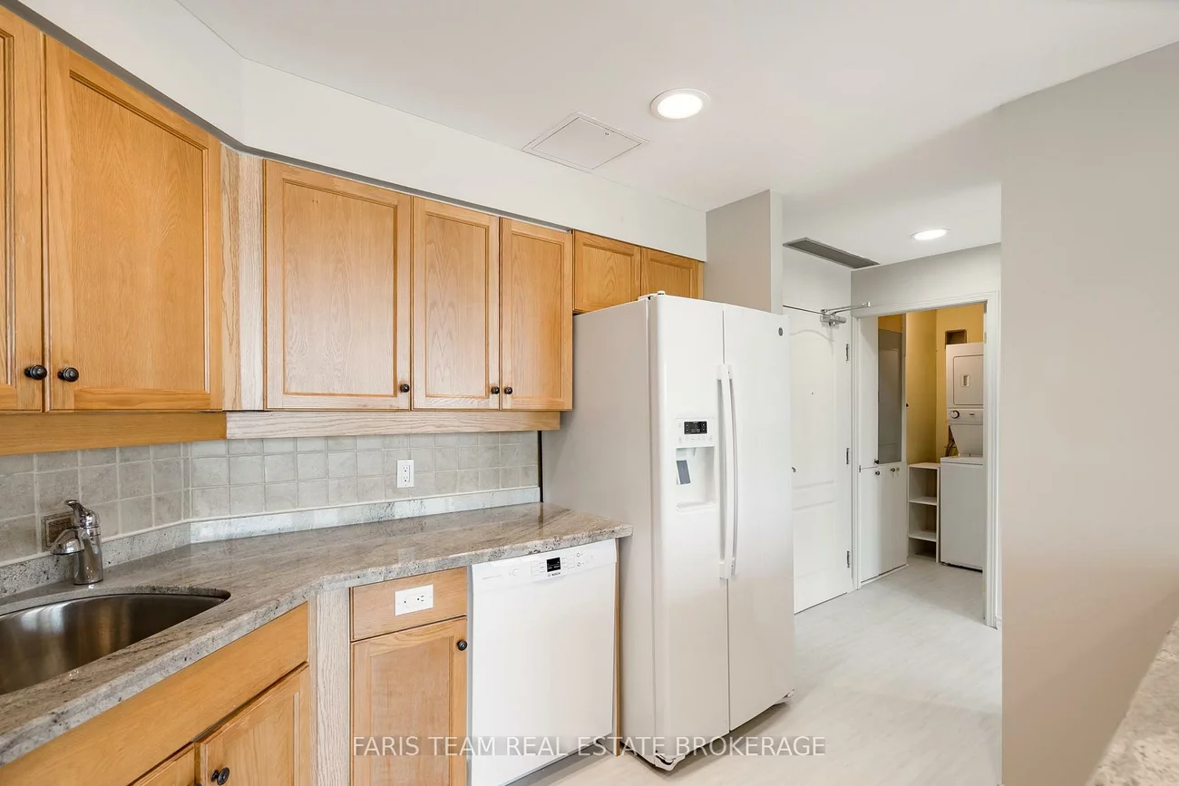 74, Ross, Queen's Park, Barrie