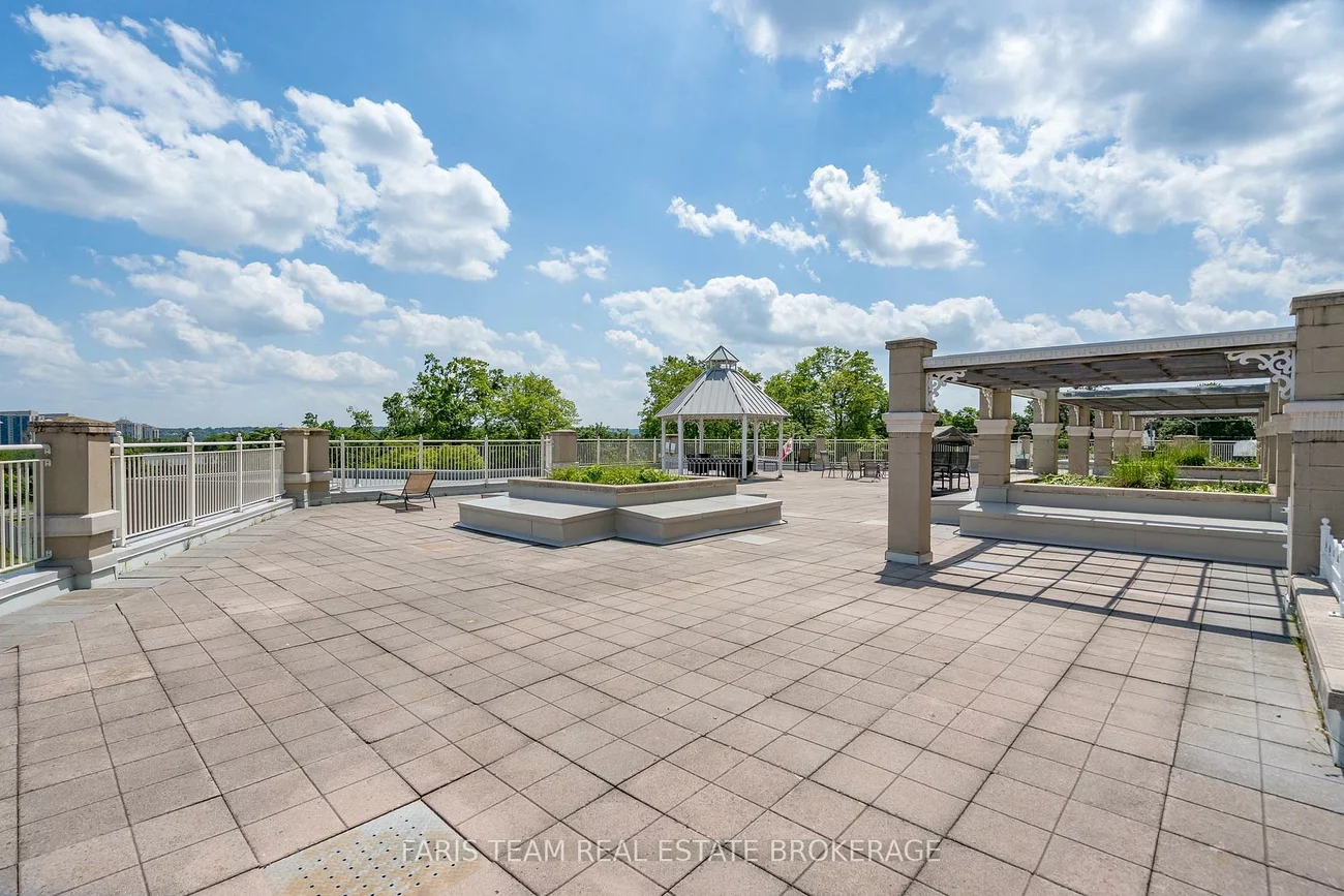 74, Ross, Queen's Park, Barrie