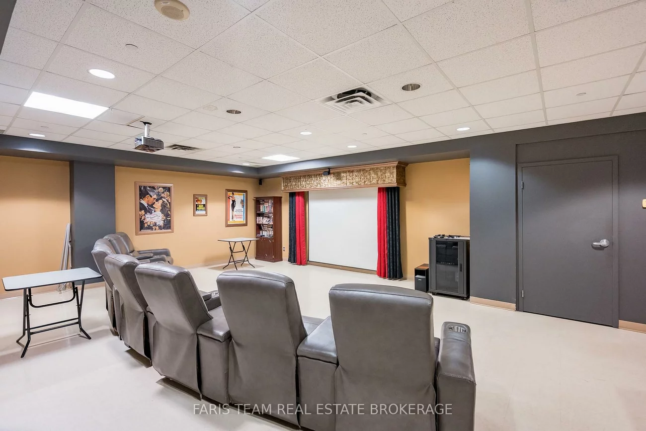 74, Ross, Queen's Park, Barrie