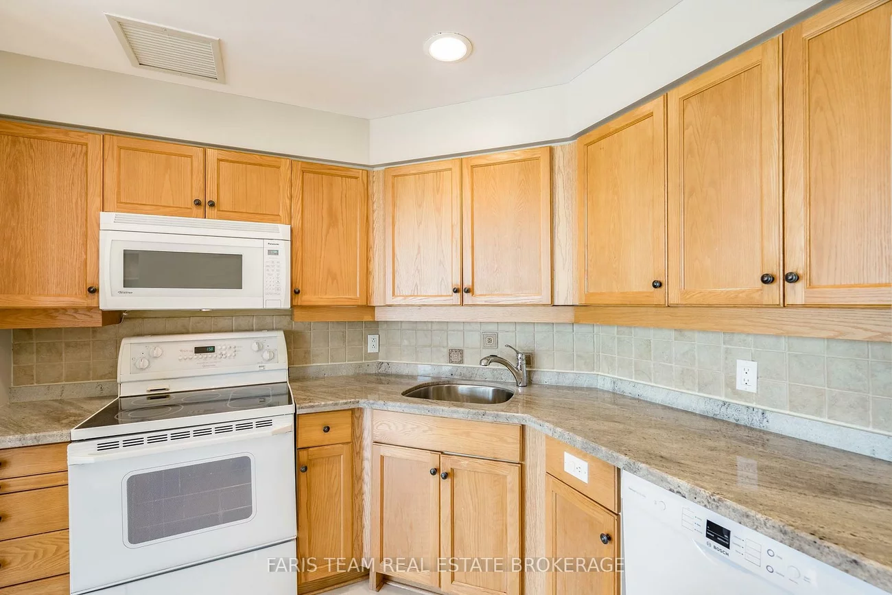 74, Ross, Queen's Park, Barrie