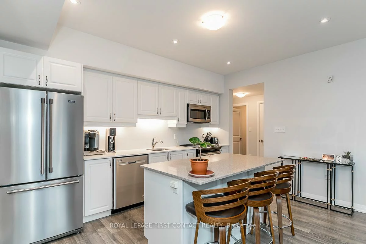 300, Essa, 400 West, Barrie