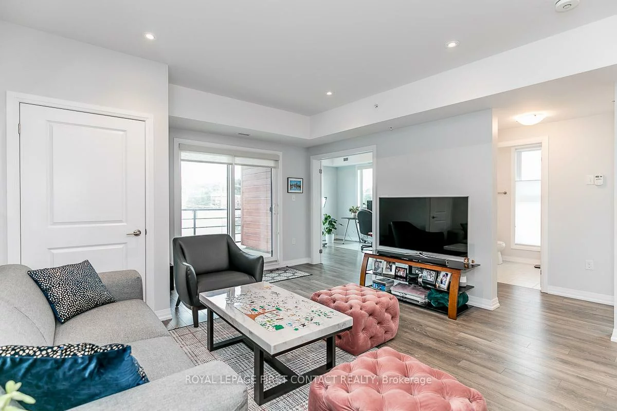 300, Essa, 400 West, Barrie