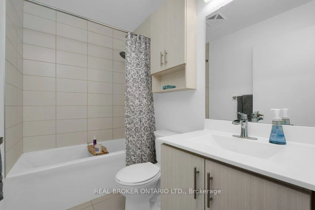 111, Worsley, City Centre, Barrie
