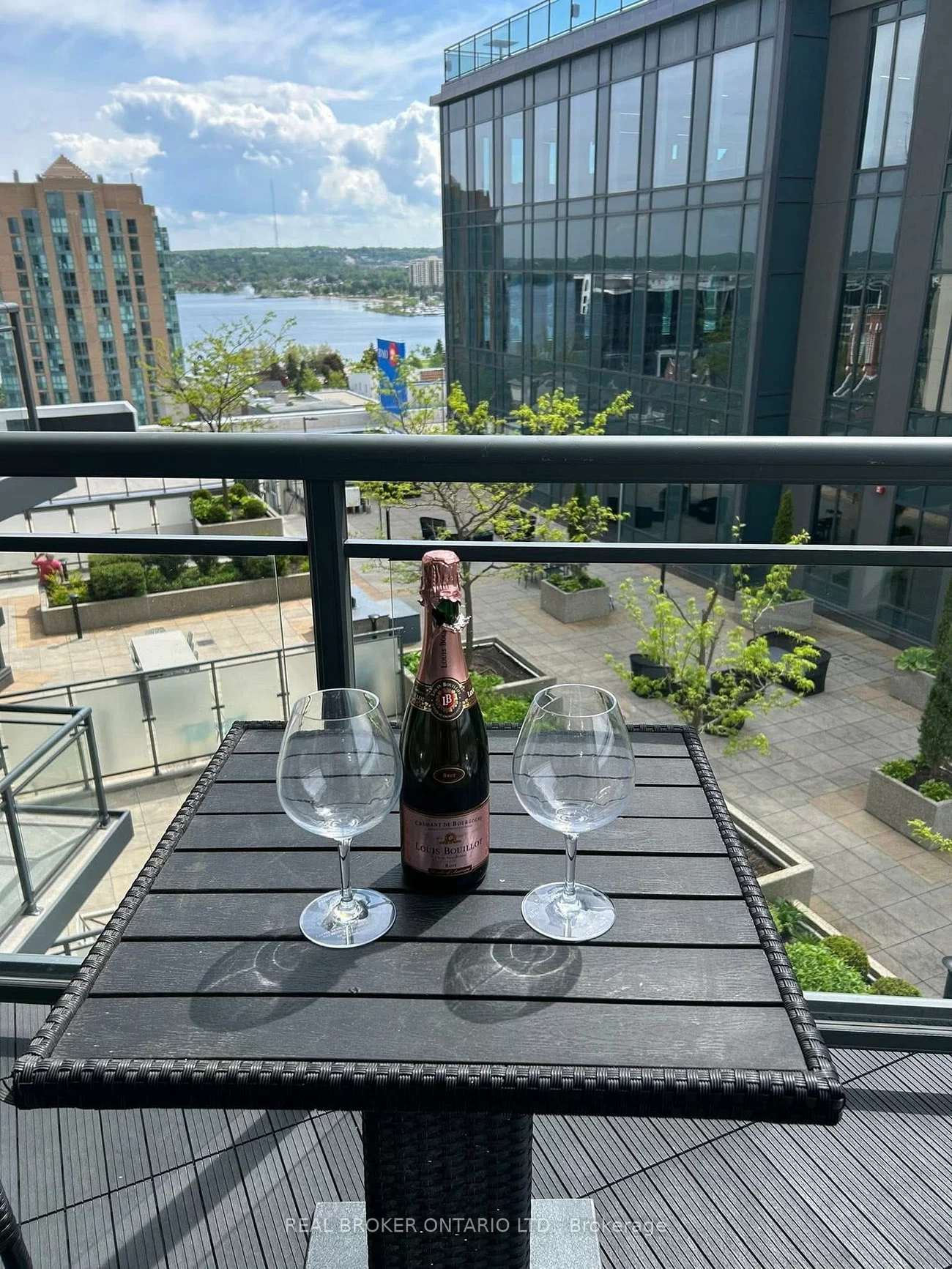 111, Worsley, City Centre, Barrie