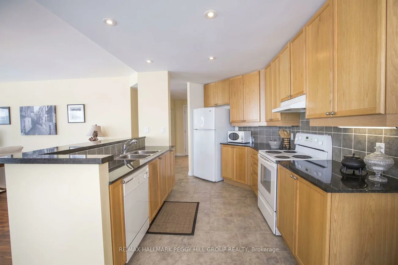 6, Toronto, City Centre, Barrie