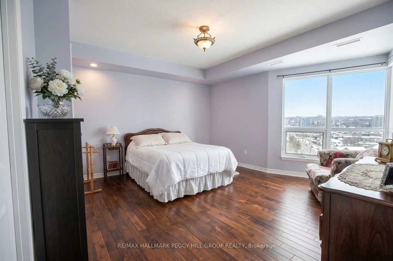 6, Toronto, City Centre, Barrie