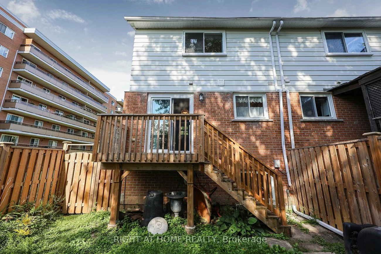 237, Steel, Codrington, Barrie