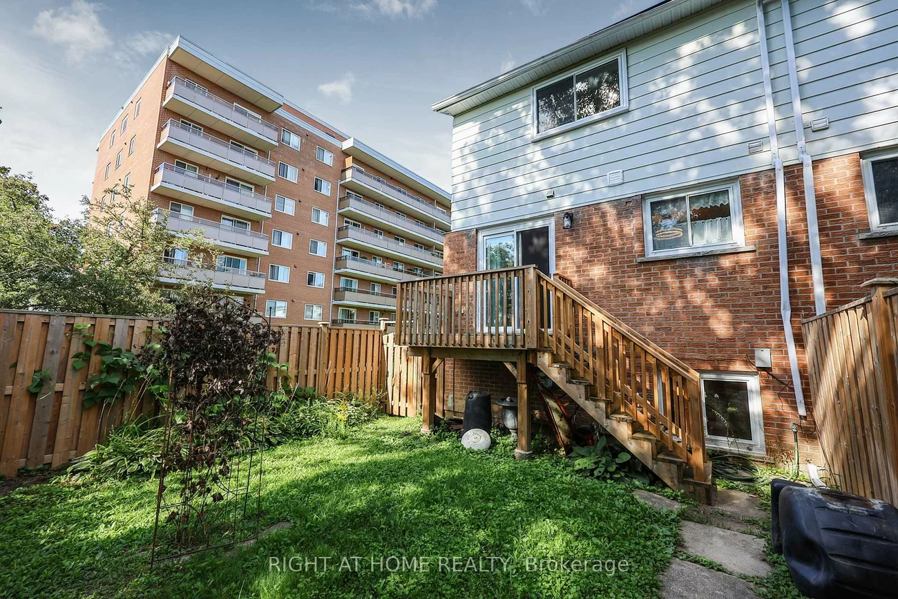 237, Steel, Codrington, Barrie