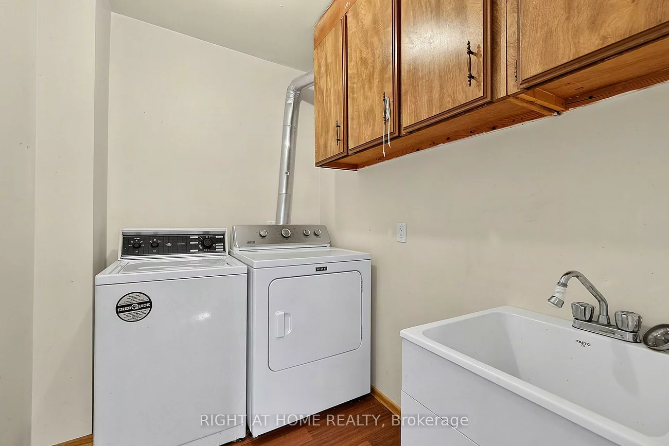 237, Steel, Codrington, Barrie
