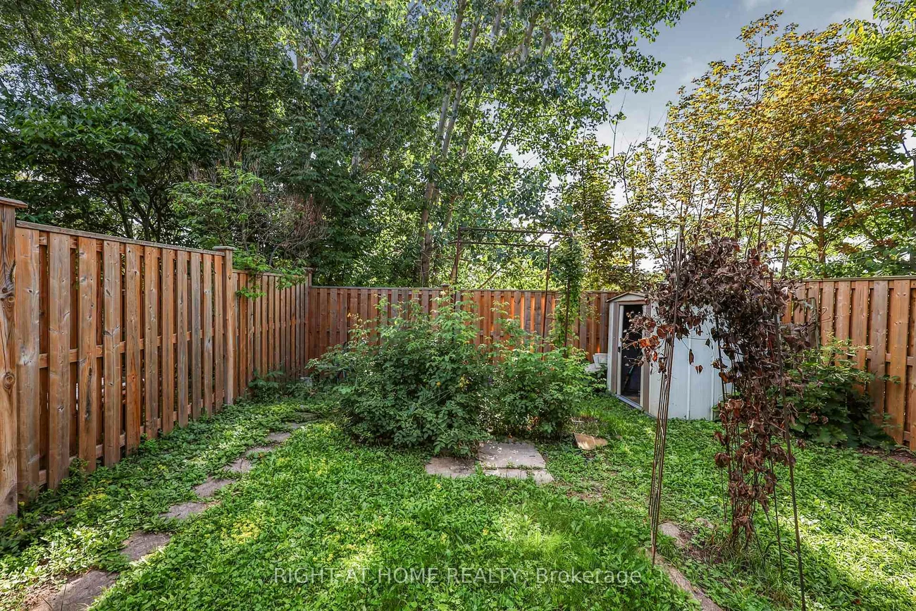 237, Steel, Codrington, Barrie