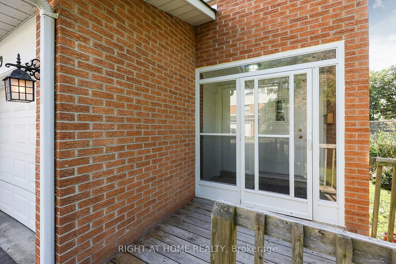 237, Steel, Codrington, Barrie