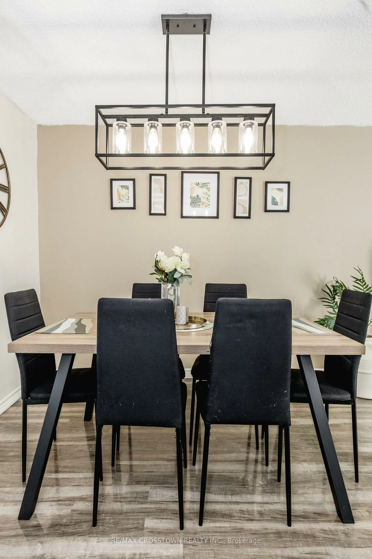 52, Adelaide, Allandale, Barrie