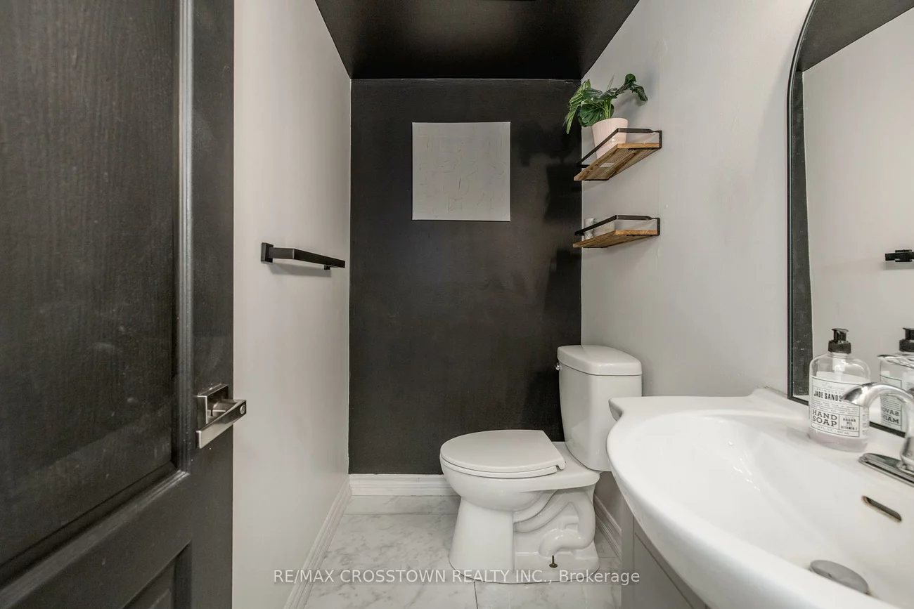 52, Adelaide, Allandale, Barrie