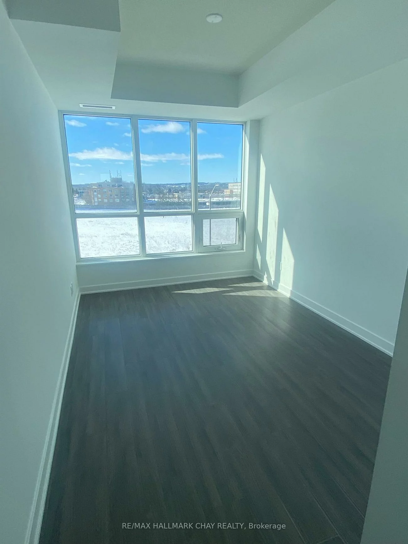 681, Yonge, Painswick South, Barrie