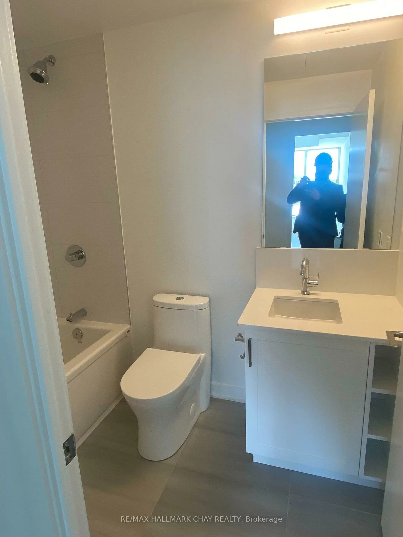 681, Yonge, Painswick South, Barrie