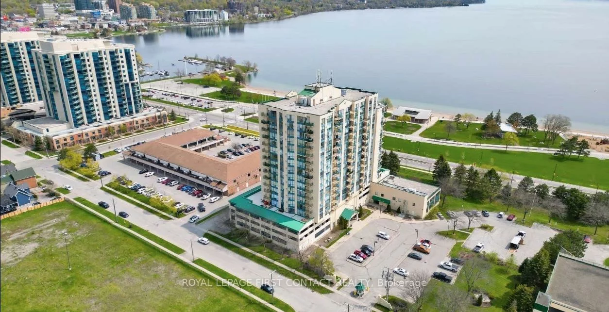65, Ellen, City Centre, Barrie